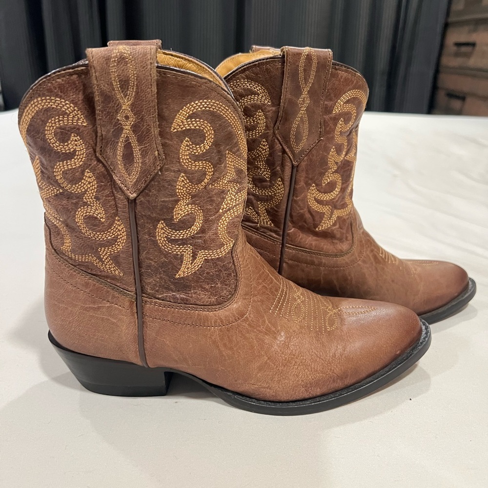 Ankle cowboy boots